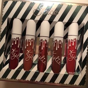 Kylie Cosmetics Spice set for @kimberlyrenees